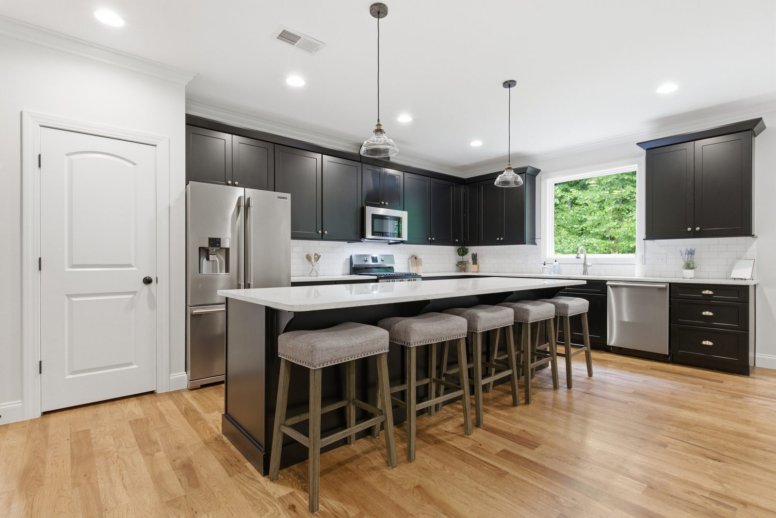 Chef's kitchen